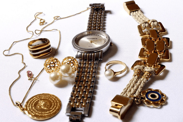 How to clean your jewelry without damaging it