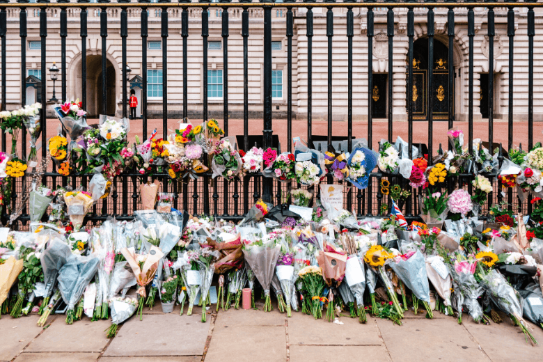 Here's what happens to flowers that the royals get from the public