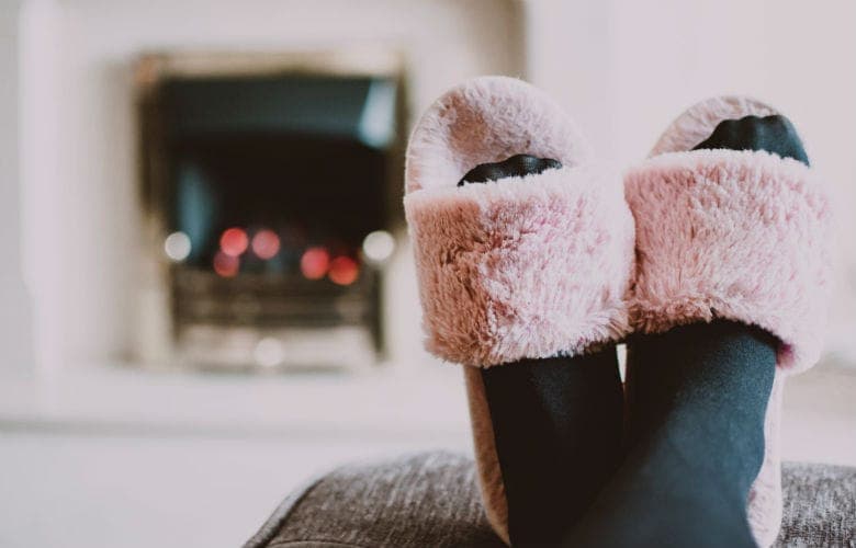 4 ways to keep your feet warm in winter